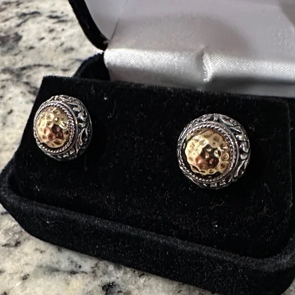 Elegant Gold and Silver Stud Earrings - Picture 2 of 6